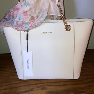 ⬆️ SOLD Calvin Klein Hayden Saffiano leather  Bag.